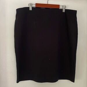 Black stretchy pencil skirt